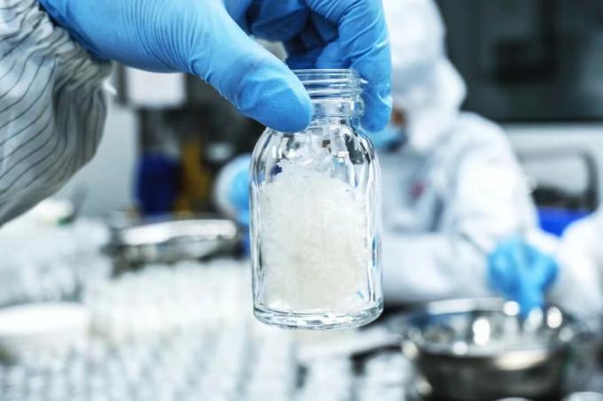 ZeaGrove GMP clean production workshop with automated high-speed production lines