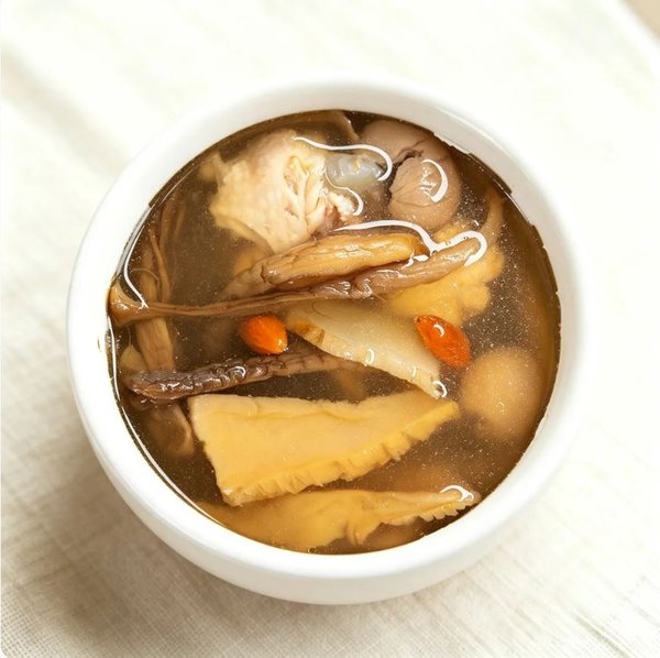 ZeaGrove Premium Quality American Ginseng Matsutake Mushroom Chicken Soup — Immune Support Herbal Broth - Image 4