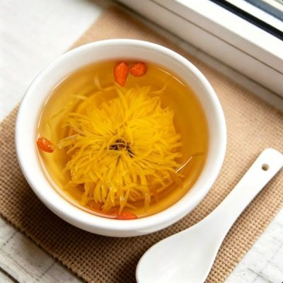 ZeaGrove Chrysanthemum Crystal Jelly — Goji Berry and Floral Jelly for Cool Eye-Ease Refreshment — Golden Floral Chrysanthemum Jelly with Goji Berries - Image 1